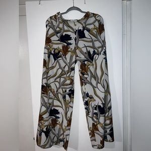 Flowy pants -wide leg